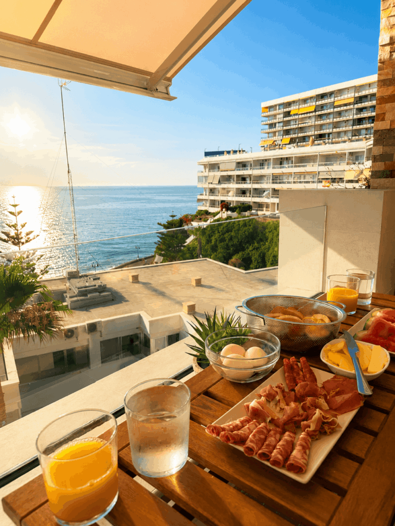Fotografie z dovolené v Torremolinos v Andalusii ve Španělsku zachycující naše zážitky, moře, pláže, gastronomii a společné chvíle.